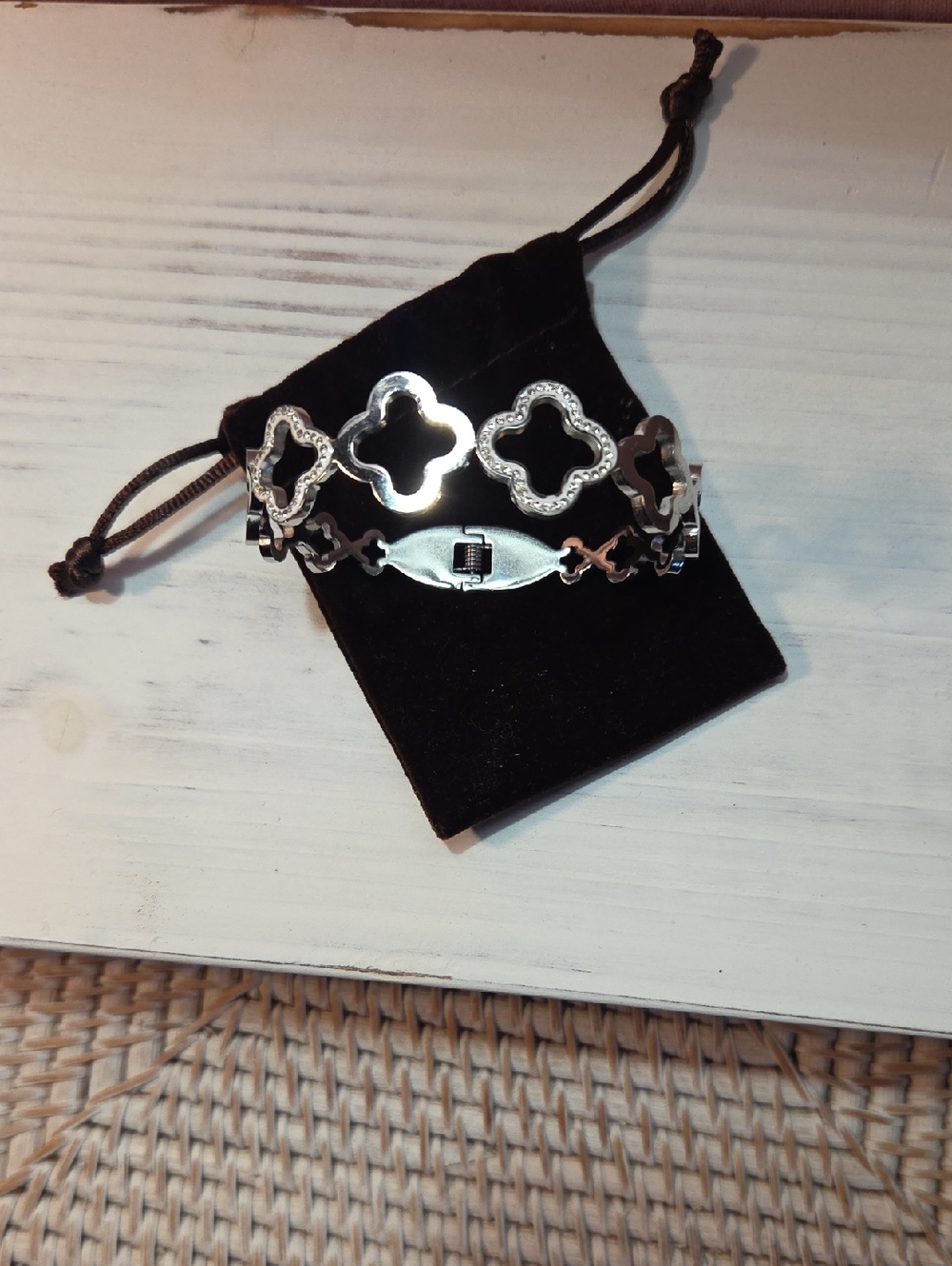 Silver Clover-Link Women's Bracelet